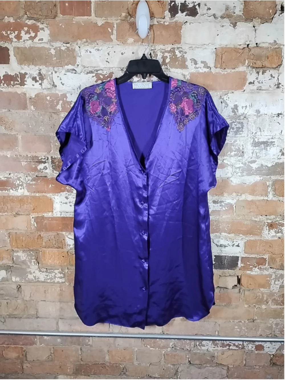 NEW VINTAGE SATINY PURPLE w/LACE VAL MODE LINGERIE PEIGNOIR NIGHTGOWN ROBE LARGE